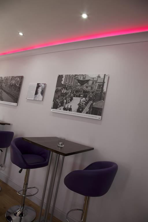 Carriages Telford Hotel ภายนอก รูปภาพ